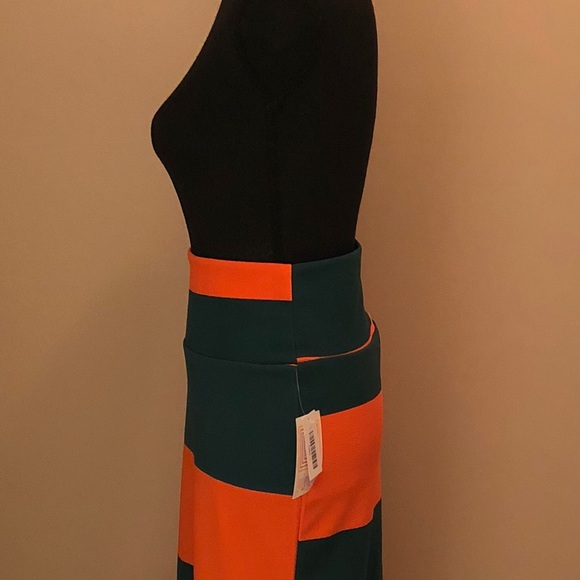 LulaRoe Cassie Skirt Striped Size Large Stretch - Picture 5 of 10